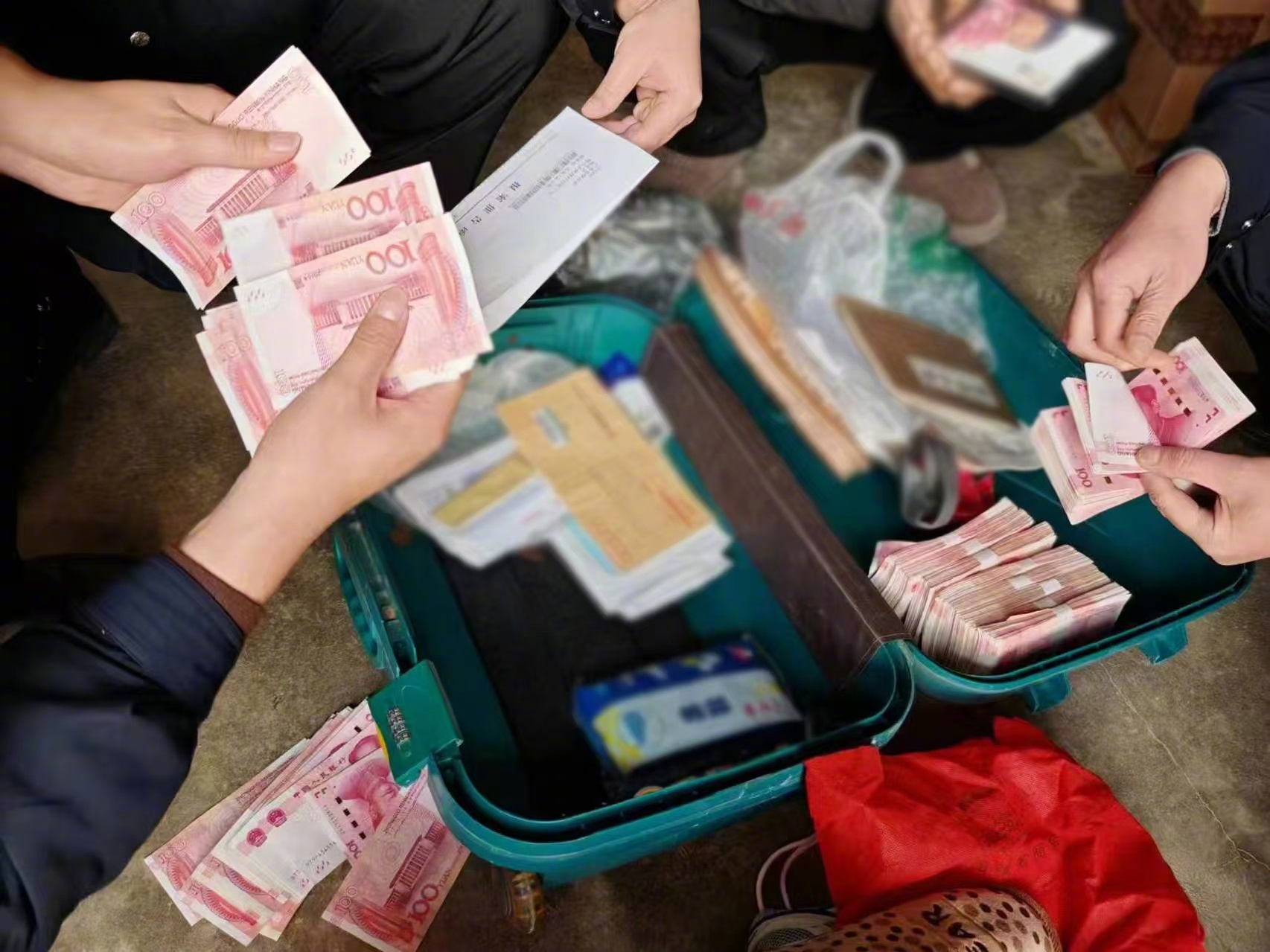 最新带现金几十万能过安检方法分析(最方便真实的东阳携带现金过安检有具体规定吗方法)